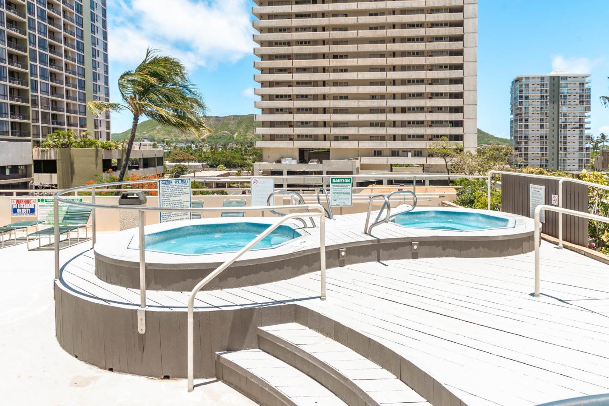Aloha Vibes With Ocean Views, Near Beach & Parking! Honolulu Kültér fotó