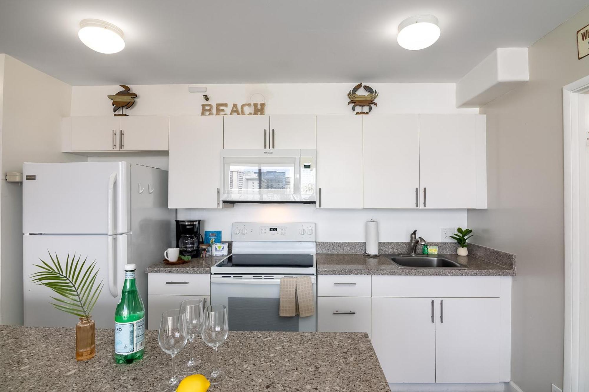 Aloha Vibes With Ocean Views, Near Beach & Parking! Honolulu Kültér fotó
